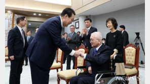 尹 “제2연평해전의 6명 용사…승전의 역사 기억하자”