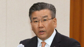 김의겸 “주심 패싱” vs 유병호 “단군 이래 최대 열람”…‘전현희 감사’ 충돌