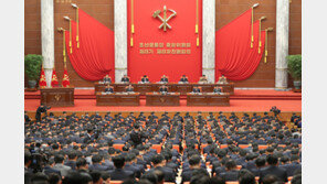 “엎어놓아도 뒤집어놓아도 당 중앙을 따르자”…사상전 심화하는 북한