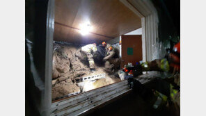 집중호우 사망 2명으로 늘어…소방 26명 구조