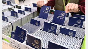 비행기만 타면 무릎 ‘시큰’…이럴 땐 담요·스트레칭 도움