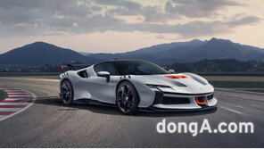 페라리 SF90 XX 스트라달레·스파이더 한정판 공개