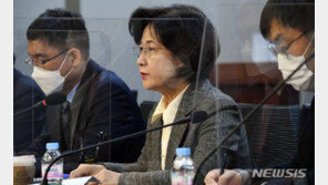 추미애 “법무부 장관 사퇴?…文대통령이 물러나 달라고 했다”