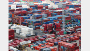 무역수지, 16개월 만에 흑자 전환…에너지 수입액 감소 영향