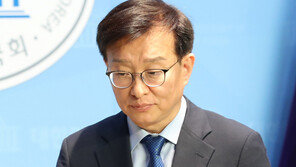 與, ‘김기현 제정신인가’ 권칠승에 “대국민 사과하고 직 내려놔야”