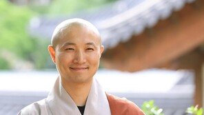 자숙하겠다던 도연 스님, 月 25만원 ‘유료 수업’ 홍보