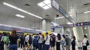 ‘서해선 추가’ 첫 출근길 9호선 비명…“땀 닦기도 어려워, 앞으로가 걱정”