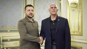 젤렌스키 “美 자유·독립 축하…우크라도 끝까지 수호할 것”