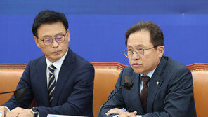 민주당 “김 여사 일가 고속도로 특혜 의혹이 이권 카르텔”