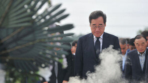 이낙연, 내일 평산마을서 문 전 대통령과 면담…노무현 묘역 참배