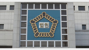 구강검진 중 여고생 19명 성추행…70대 치과의사 2심도 5년 구형