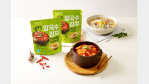 풀무원, 칼국수 김치 출시… “칼국수랑 어울림 고려했다”