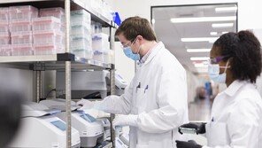 “신약 치료제 개발속도는 디지털장비에 달려… 암백신, AI로 6주만에 생산… 임상3상 준비” 