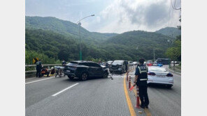 양산서 SUV차량 ‘중앙선 침범’ 승합차와 충돌…14명 부상