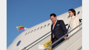 ‘순방 중’ 윤 대통령, 오늘 KBS 수신료 분리징수 전자결재할 듯