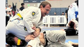 WSJ “스레드(저커버그)가 트위터(머스크) 킬러됐다”