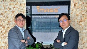 [혁신스타트업 in 홍릉] 티아이 “오차 없는 백내장 수술…핵심은 절개 장치 규격화”