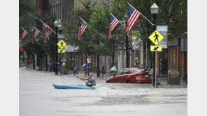 美 북동부 하루새 한달치 비 쏟아져…비상사태 선포