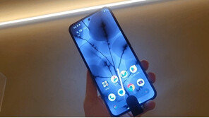 직영 A/S센터도 없는 英투명폰 ‘낫싱’ 국내 출시…흥행 돌풍? “글쎄”