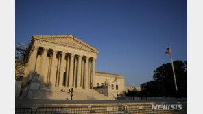 美대법 “동성 커플에 서비스 거부 가능”…바이든 “더 많은 차별 우려”