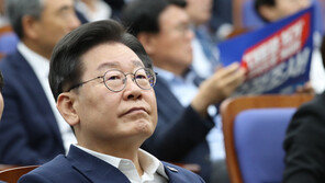 與 “민주 ‘불체포특권’ 사실상 거부…지은 죄 많아서 포기 못 하나”