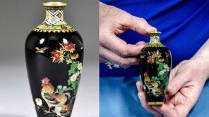 “4000원에 사서 1500만원에 판다”…英 자선가게 꽃병 경매 예상가