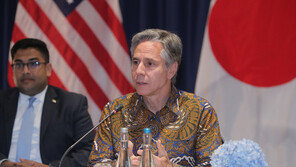 미 국무 “한일관계 최근 진전 축하…한미일 3국 협력 중요”