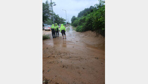전남·경남, 오늘도 시간당 30~60㎜ 폭우…내일까지 최대 200㎜