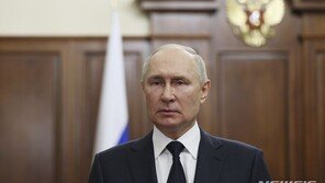 푸틴 “美 집속탄 공급, 범죄로 다뤄져야…우크라 사용시 맞대응”