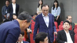 신평 “민주당 총선 글렀다…운동권·이해찬 키즈 정리, 2027대선에 승부를”