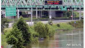 오세훈 “폭우로 큰 인명피해…도로통제 매뉴얼 업그레이드”