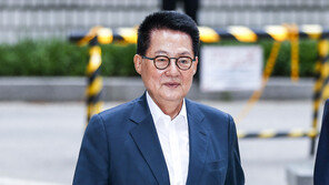 경찰, 박지원·서훈 특혜 채용 당사자 3명 소환조사