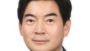 경찰, ‘아들 학폭 은폐’ 혐의 정순신·윤희근 불송치