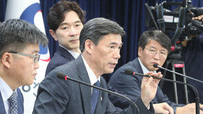 정부 “오염수 방류, 한국 전문가 파견 논의 중…한국어 서비스도 협의”