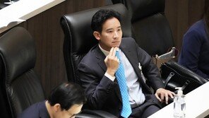 ‘反군부’ 피타, 태국총리 꿈 좌절… 의원 직무도 정지