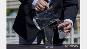 “덥다, 더워” 벌컥벌컥 물 마셨다간…‘이 질병’ 환자 위험