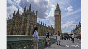 “와인 안 마시고, 소고기 안 먹고…유럽이 가난해졌다”