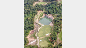 3m 깊이에도 실족사 잦은데…골프코스 한가운데 16m 저류지