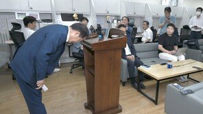 ‘수해 골프’ 홍준표, 예천군 복구 봉사활동…“윤리위와 상관없다”