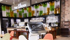 올 여름 휴가철 도우미… 韓中 ‘서빙로봇’ 대전