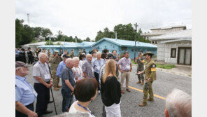 정전 70주년… 판문점 찾은 6·25 참전 유엔군 노병들 