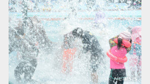 전국 장마철 오늘 종료…폭염·소나기 뒤따르며 ‘찜통 더위’