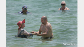 美 플로리다주 바닷물 온도 37.8도…뜨거운 욕조 물과 비슷