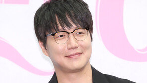 성시경, 콘서트 암표상 주의 “어차피 사도 현장서 티켓 못 받아”