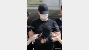 ‘신림역 살인 예고’ 20대 남성 구속심사 출석…묵묵부답