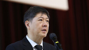 김홍걸, 5·18 기념식 시간에 가상자산 거래 내역 확인