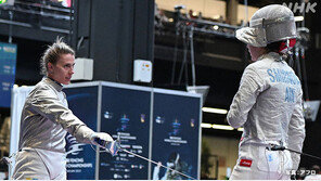 우크라 펜싱 선수, 러 선수와 경기 후 악수 거부해 실격 처리…세계선수권 대회