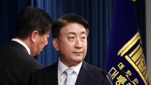 방통위원장 후보에 이동관…“국제 신뢰받는 공영방송 있어야”