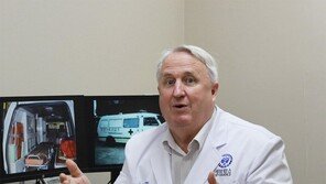 “지금 돌아다니는 한국 구급차는 세계적 망신”… 30년전 첫 ‘한국형 구급차’ 설계 인요한의 한탄