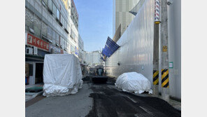 도로포장 위해 주차 차량 빼달라 요청하니 “법적근거 뭐냐”